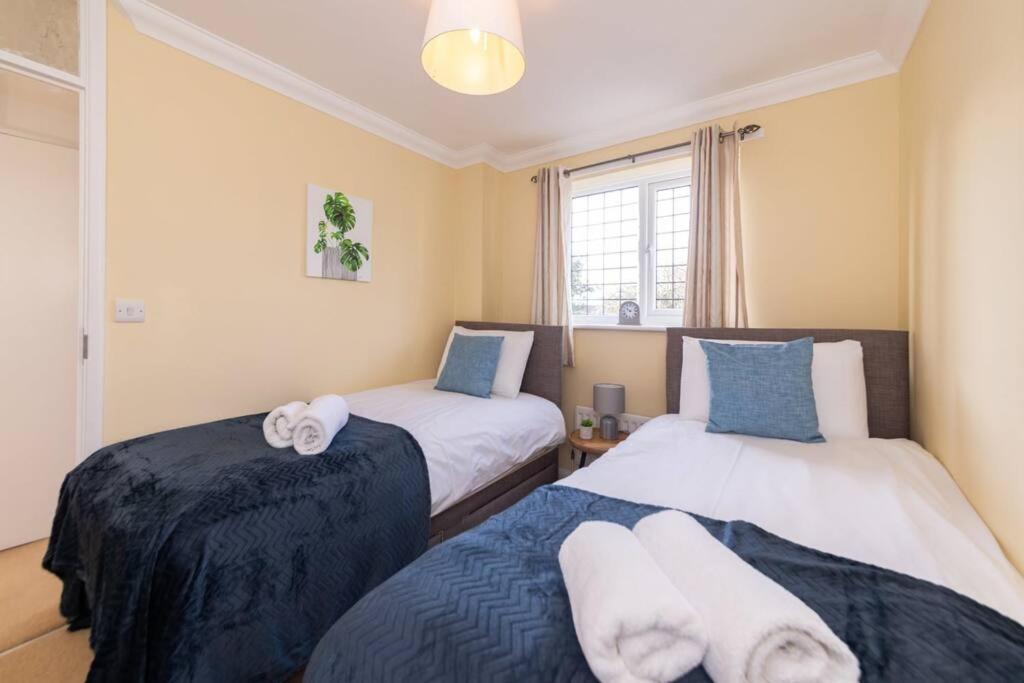 Ratby House - Spacious 3 Bed With Garden & Parking Earley 外观 照片