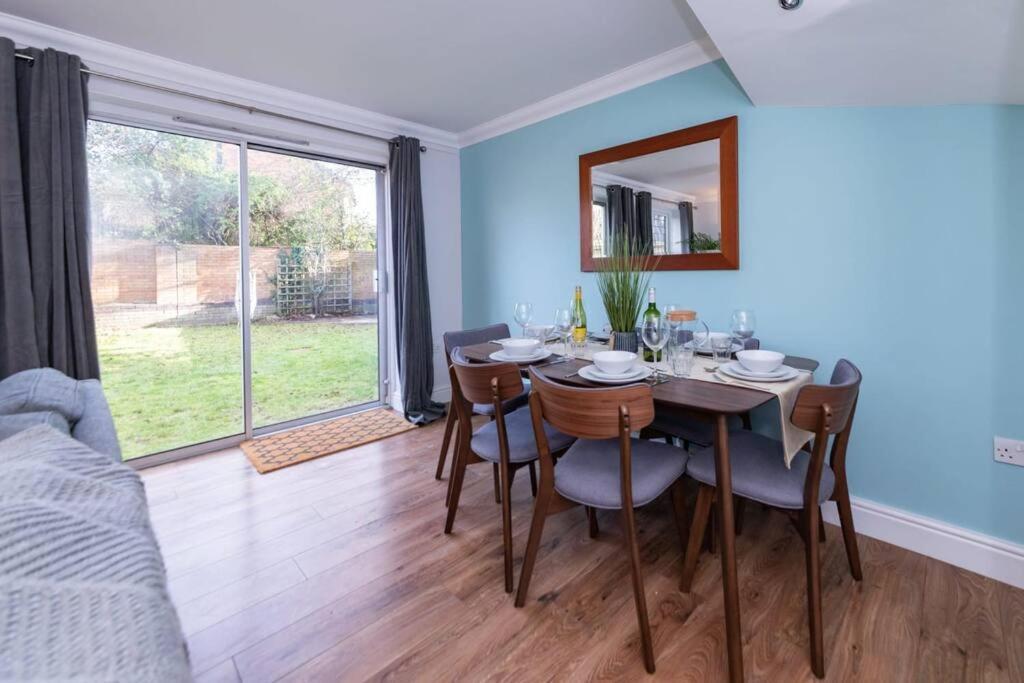 Ratby House - Spacious 3 Bed With Garden & Parking Earley 外观 照片