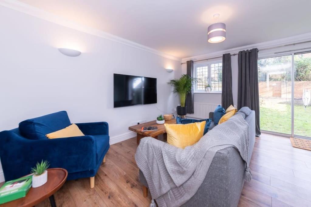Ratby House - Spacious 3 Bed With Garden & Parking Earley 外观 照片